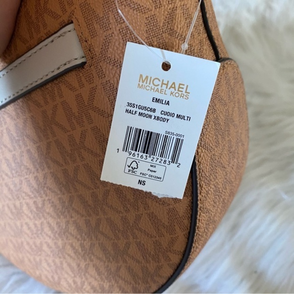 New Michael Kors Emilia Medium Logo Shoulder Bag - Picture 10 of 17